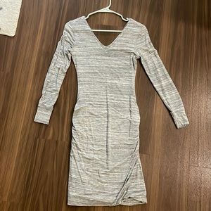 Heather gray, longsleeve, v neck dress, banana republic XS, great used condition